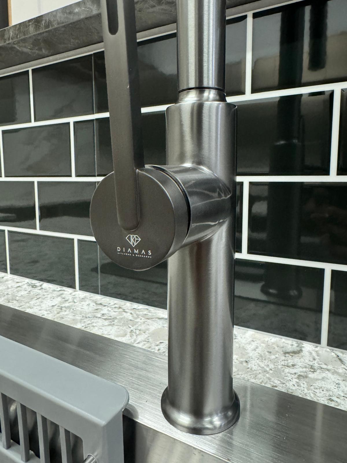 Diamas Quadrate Tap - Gunmetal Grey